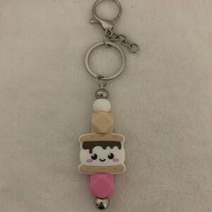 Cute S'mores Keychain NWOT